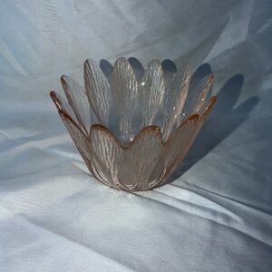 Vintage Pink Textured Glass Lotus Flower Bowl – 3" Petal Candy Dish
